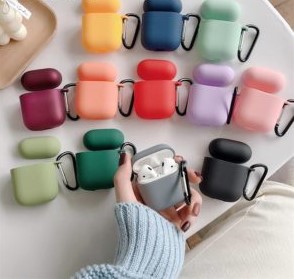 Husa casti Apple AirPods 1 & 2 cu agatatoare